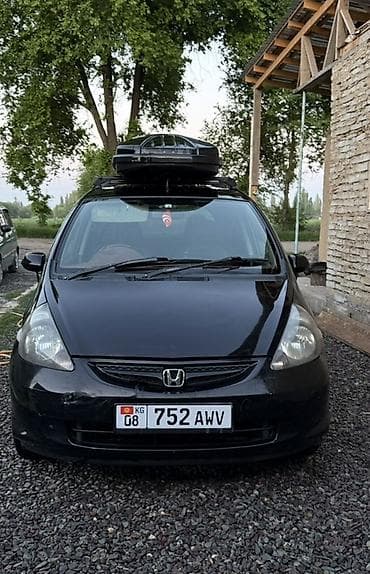 Honda Fit: 2003 г., 1.5 л, Автомат, Бензин, Хэтчбэк