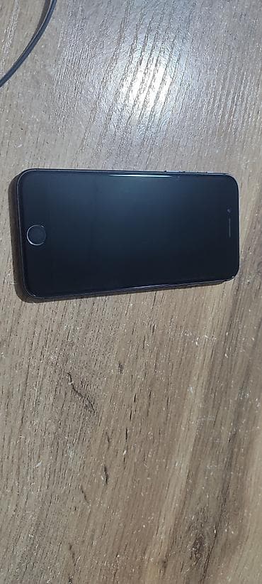 11 pro max: IPhone 8, Б/у, 64 ГБ, Черный, Чехол, 69 % — 2