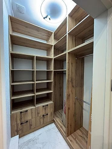 Линолеум: 2 бөлмө, Менчик ээси, Чогуу жашоосу жок, Толугу менен эмереги бар — 10