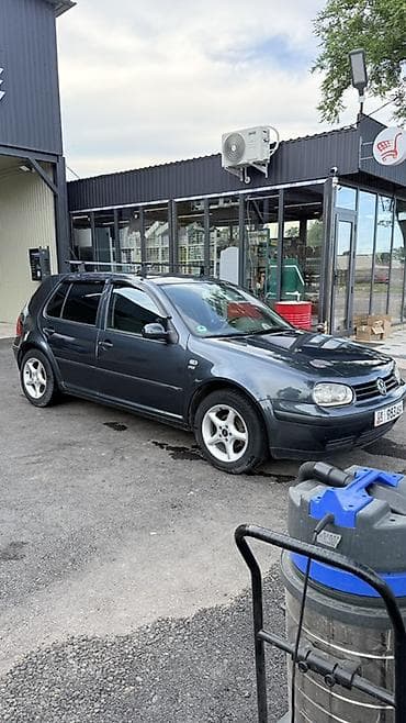 r20 amg: Volkswagen Golf: 2000 г., 1.6 л, Механика, Газ, Хэтчбэк — 2