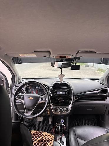 Chevrolet Spark: 2016 г., 1 л, Автомат, Бензин, Хетчбек — 9