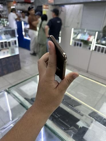 iphone 7s plus: IPhone 11 Pro Max, Б/у, 256 ГБ, Золотой, 93 % — 5