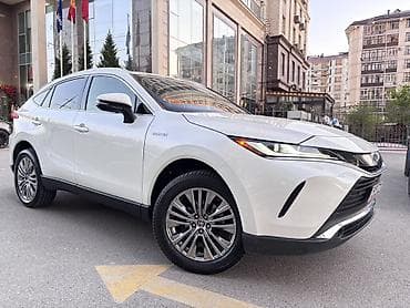 армянских номерах: Toyota Harrier: 2021 г., 2.5 л, Автомат, Гибрид, Кроссовер — 4