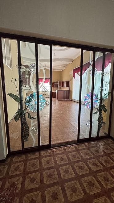 Аренда домов: 180 м², 5 комнат, Забор, огорожен — 8