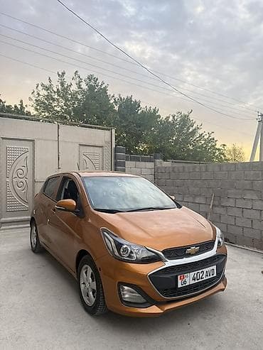 Унаа сатуу: Chevrolet Spark: 2019 г., 1 л, Автомат, Бензин, Хетчбек — 2