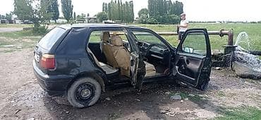 etari 700: Volkswagen Golf: 2003 г., 1.5 л, Вариатор, Бензин, Хэтчбэк — 5