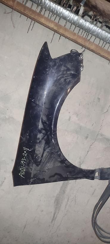 Унаа тетиктери: Алдыңкы сол Audi, 2011 г., Колдонулган, Оригинал — 1