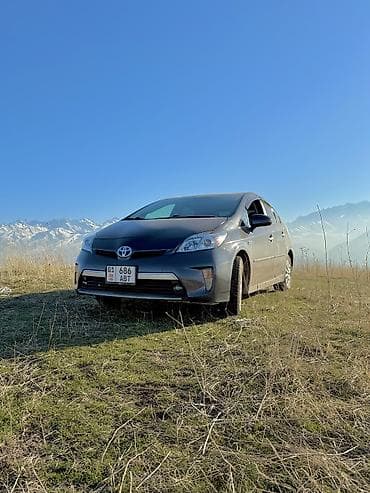 eva polik: Toyota Prius: 2012 г., 1.8 л, Вариатор, Бензин, Лифтбек — 5