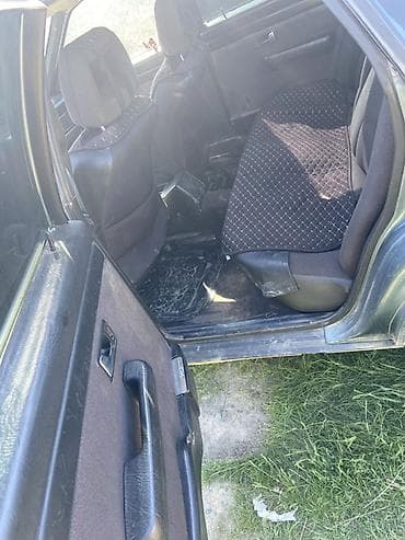 audi allroud: Audi 100: 1989 г., Ручные, Дизель, Седан — 9