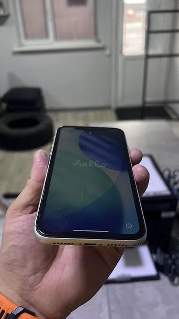 IPhone 11, Б/у, 64 ГБ, Белый at lalafo.kg IPhone 11, Б/у, 64 ГБ, Белый