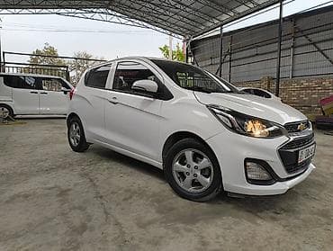 mazda 2: Chevrolet Spark: 2019 г., 1 л, Автомат, Бензин, Хэтчбэк — 2
