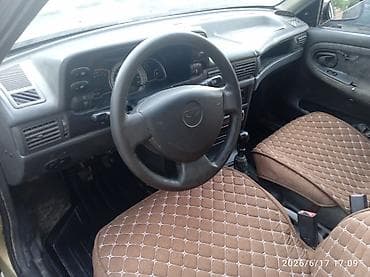 jak авто: Daewoo Nexia: 2008 г., 1.5 л, Механика, Бензин, Седан — 5