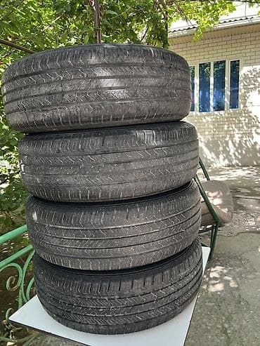 r20 28535: Шины 225 / 65 / R 17, Лето, Комплект, Легковые, Maxxis — 1