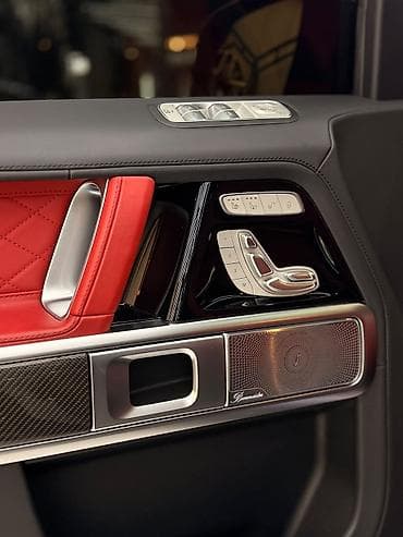 Транспорт: Mercedes-Benz C-class AMG: 2021 г., 4 л, Автомат, Бензин, Внедорожник — 7