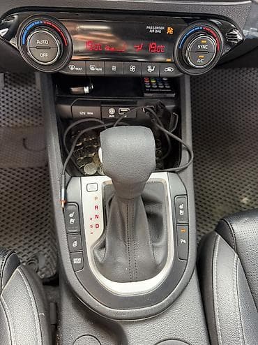 Продажа авто: Kia K3: 2018 г., 1.6 л, Вариатор, Бензин, Седан — 6