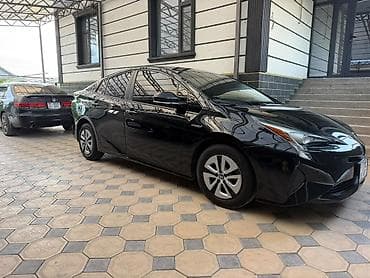 Продажа авто: Toyota Prius: 2018 г., 1.8 л, Вариатор, Гибрид, Хэтчбэк — 3
