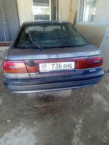 Mazda 626: 1989 г., 2 л, Бензин, Седан — 3