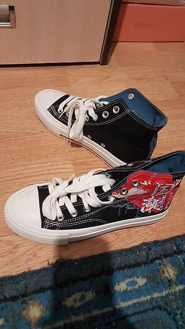 Продаю кеды новые, размер 38 Заказывали себе, не подошел размер Цена — 2