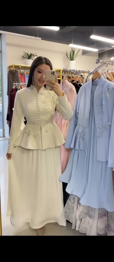 Юбка с жакетом в айвори цвете размер м подойдёт и на s ку пояс