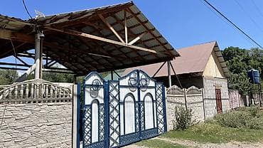 продаю дом жл колмо: Продаётся частный дом с большим участком и хозпостройками. - — 3