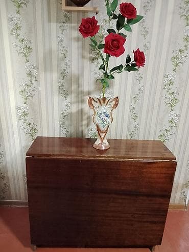 комод для одежды бу: Складной стол для ноутбука, цвет - Коричневый — 1