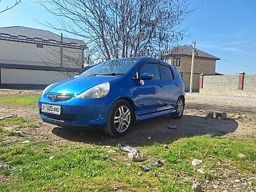 бишкек автомобиль: Honda Fit: 2005 г., 1.5 л, Вариатор, Бензин, Хетчбек — 5