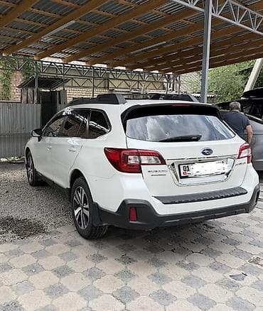 Subaru Outback: 2018 г., 2.5 л, Вариатор, Бензин, Универсал