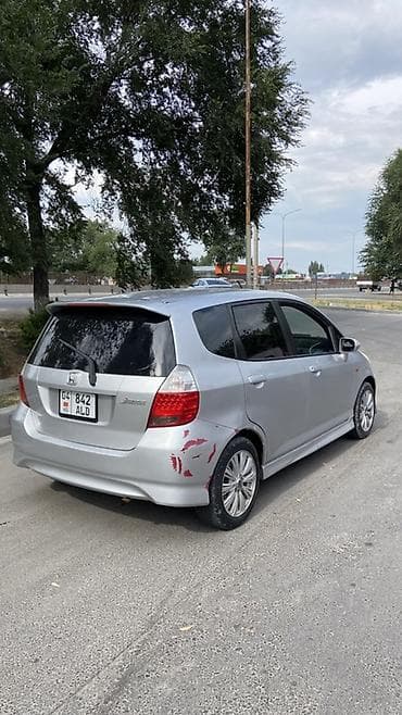 Honda Jazz: 2004 г., 1.3 л, Автомат, Бензин, Хэтчбэк — 3