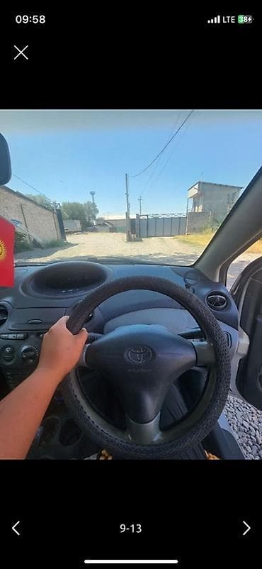 Продажа авто: Toyota Yaris: 2000 г., 1.3 л, Автомат, Бензин, Хэтчбэк — 3