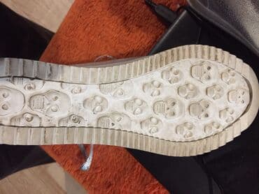 Ботинки и ботильоны: Продаю три обувью.Привозной.кожанный качественные,все 36 размеры — 4