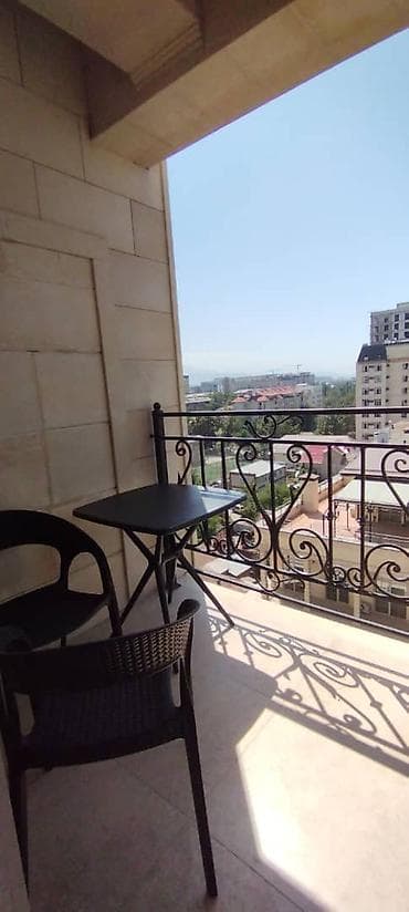 osh flat: 2 комнаты, 64 м², Золотой квадрат Элитка, 9 этаж, Евроремонт — 1