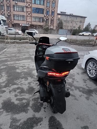 Кумурска мотороллер: Скутер макси, технически в идеале, мотор шепчет, технически все — 4