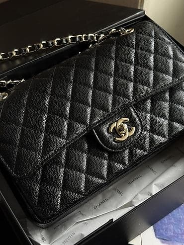Сумки: Сумка Chanel Classic Flap (Small/Medium) из чёрной зернистой кожи — 2