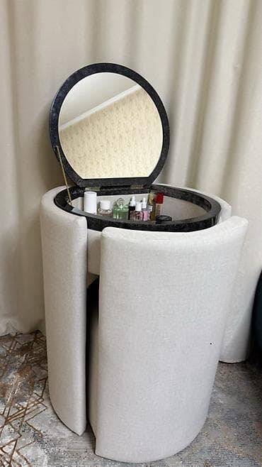 Столдор: Даараткана үчүн үстөл, Күзгүсү менен, түсү - Саргыч боз, Башка материал — 1