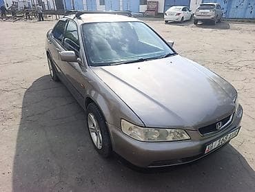 Honda Ascot: 2001 г., 1.8 л, Седан — 9