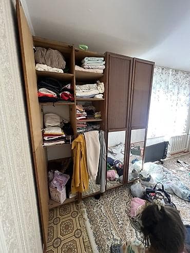 Шкафы: Шифоньер, шкаф для одежды, Прямой, Дерево — 1