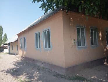 срочно продаю дом в караколе: Үй, 80 кв. м, 7 бөлмө, Менчик ээси, Эски ремонт — 9