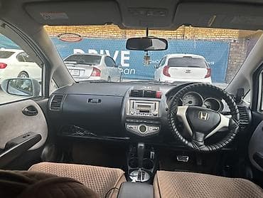 fit 2020: Honda Fit: 2004 г., 1.3 л, Вариатор, Бензин, Хэтчбэк — 6