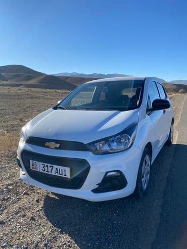 передвижные дома: Chevrolet Spark: 2018 г., 1 л, Вариатор, Бензиновая, Хэтчбэк — 1