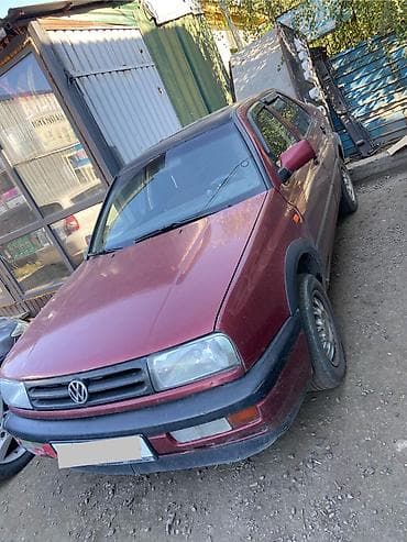 100: Volkswagen Vento: 1994 г., 1.6 л, Механика, Бензин, Седан — 5