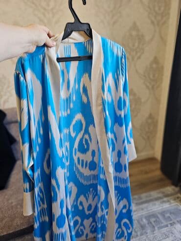 Накидка шёлковая размер 50 52 состояние ново 
ткань дорогая