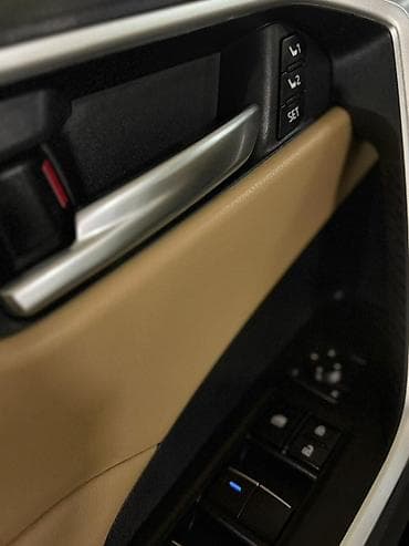 krone sd: Toyota RAV4: 2021 г., 2.5 л, Автомат, Гибрид, Кроссовер — 10