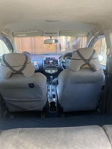 мотороллер с кузовом: Honda Fit: 2003 г., 1.3 л, Автомат, Бензин, Хэтчбэк — 4