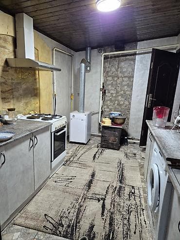 Үйлөр: Дом с садом и благоустроенным двором,также есть баня и терраса - — 4