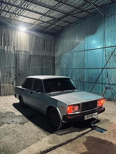 ВАЗ (ЛАДА) 2107: 2011 г., 1.6 л, Механика, Бензин, Седан