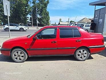 полка на гольф 3: Volkswagen Vento: 1996 г., 1.8 л, Механика, Дизель, Седан — 2