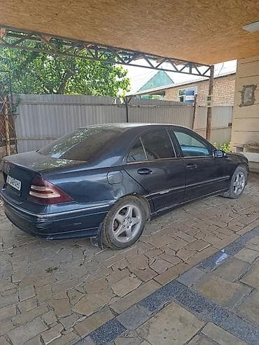 трекер авто: Mercedes-Benz C-Class: 2002 г., Автомат, Седан — 3