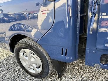 mercedes e200: Hyundai Porter II (Porter II Plus), бортовой малотоннажный грузовик — 10