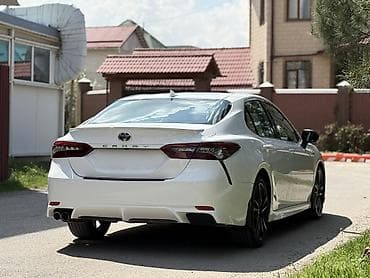 миша: Toyota Camry: 2021 г., 2.5 л, Автомат, Гибрид, Седан — 5