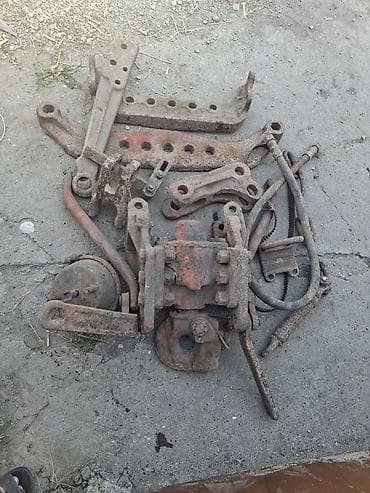 Комплект железных деталей и механизмов для сельхоз/спецтехники